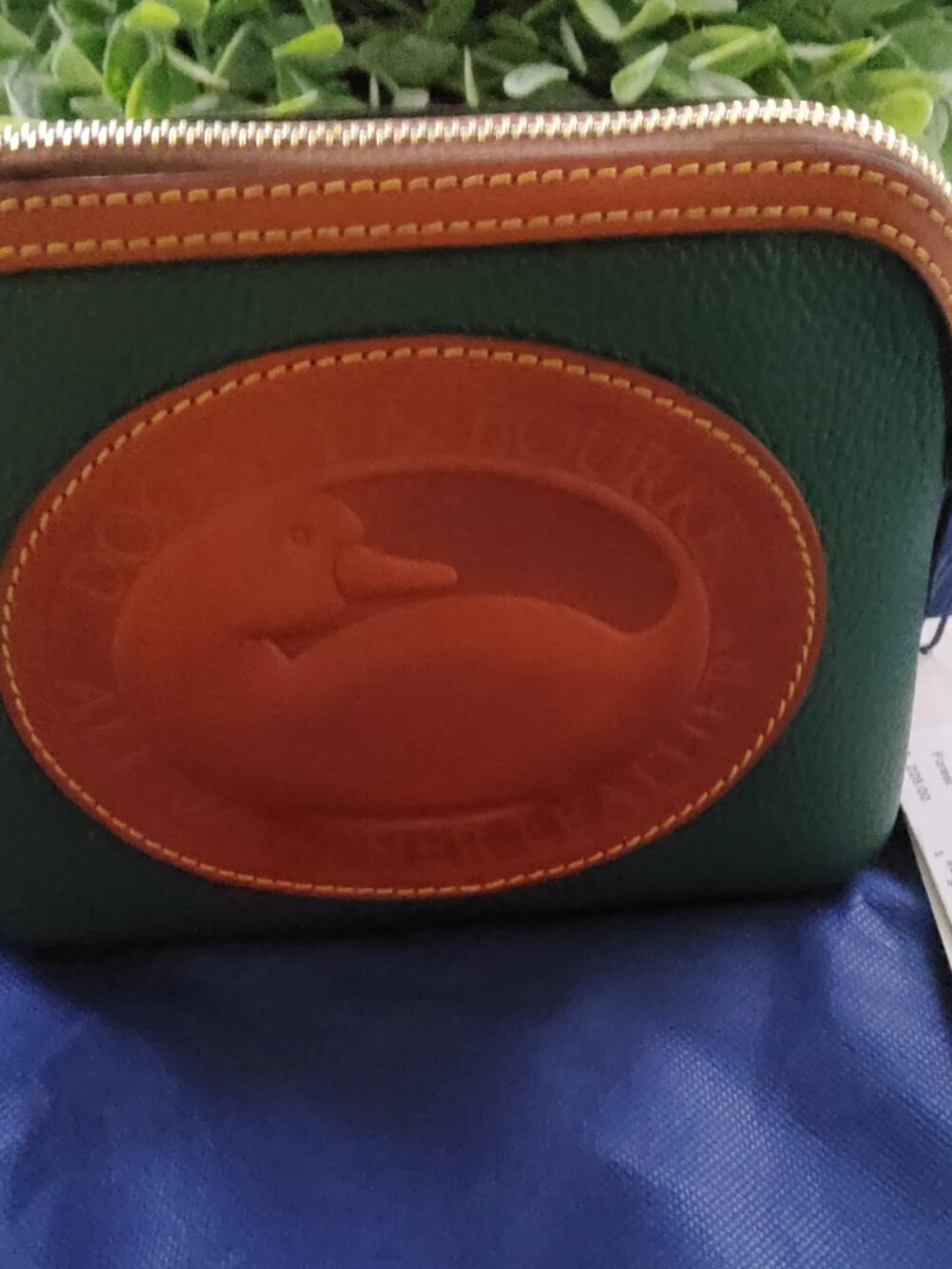 NWT Dooney & Bourke Heritage Domed Crossbody 18 in Forest - Picture 11 of 11